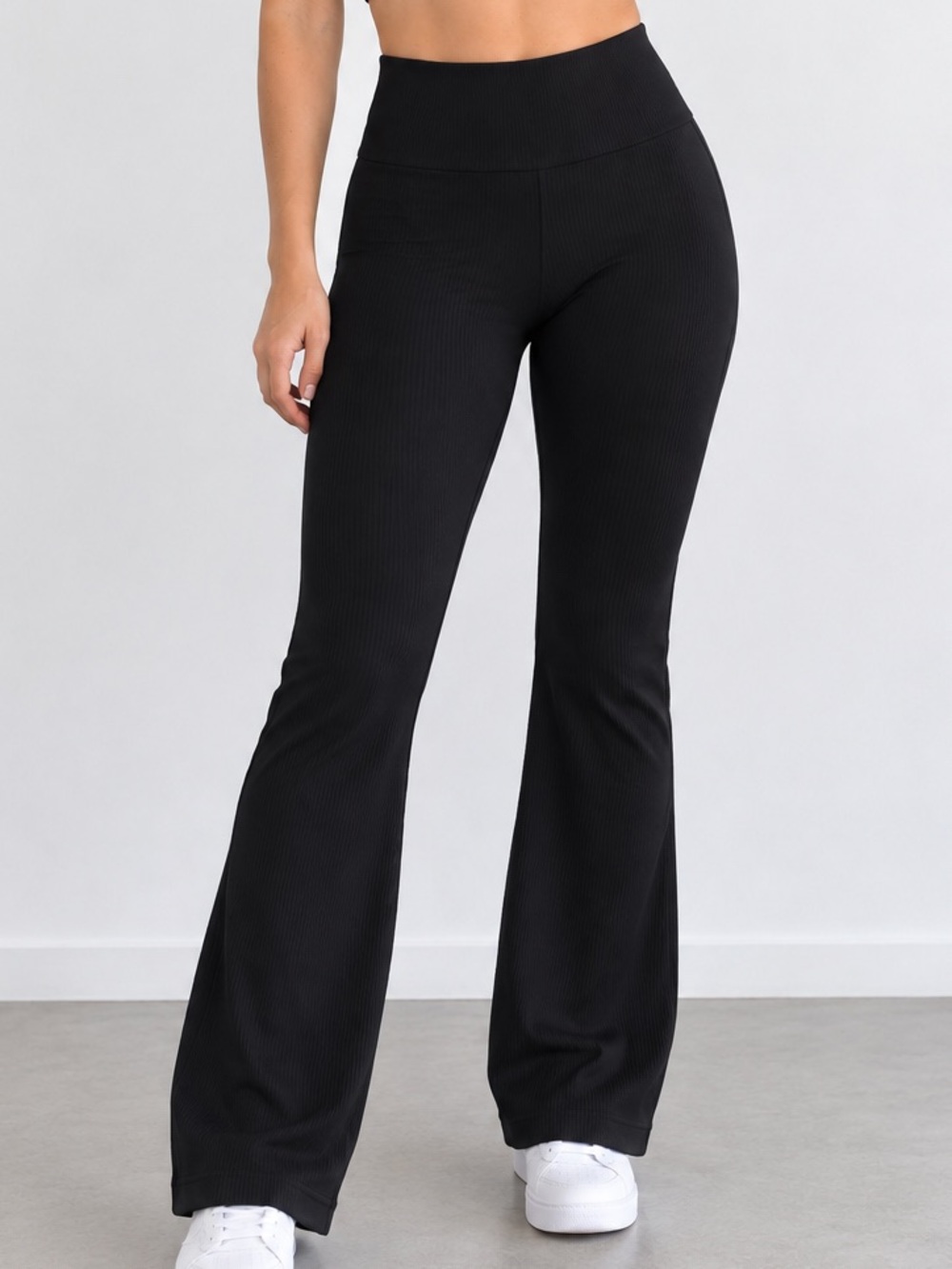 OQQ Black Ribbed High-Waist Flare Leggings – Size XL